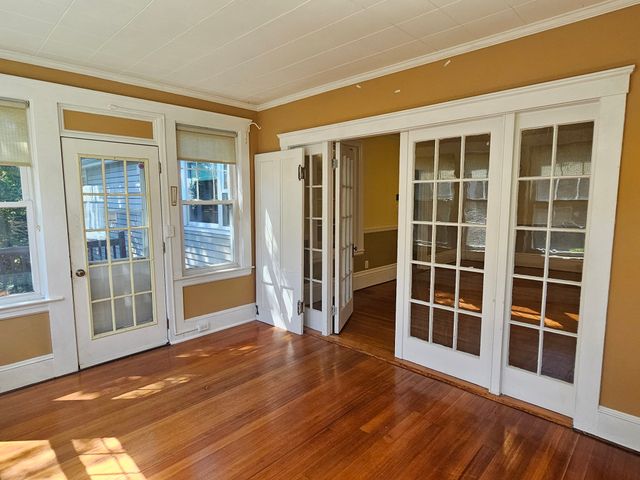 592 Union Ave 1, Framingham, MA 01702