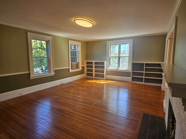 592 Union Ave 1, Framingham, MA 01702