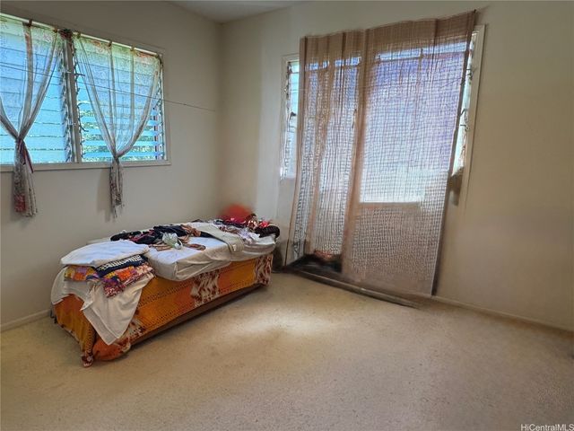 2615 Kinoole Street, Hilo, HI 96720