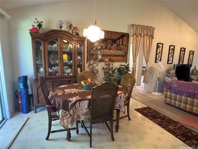 2615 Kinoole Street, Hilo, HI 96720