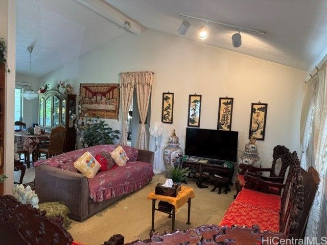 2615 Kinoole Street, Hilo, HI 96720