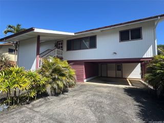 2615 Kinoole Street, Hilo, HI 96720