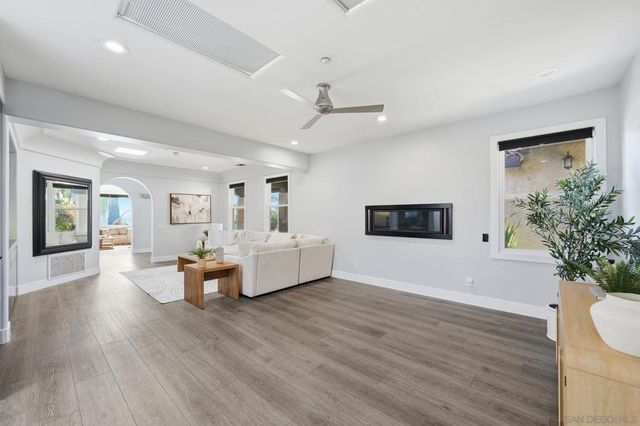 9610 Vista Del Sol, Spring Valley, CA 91977