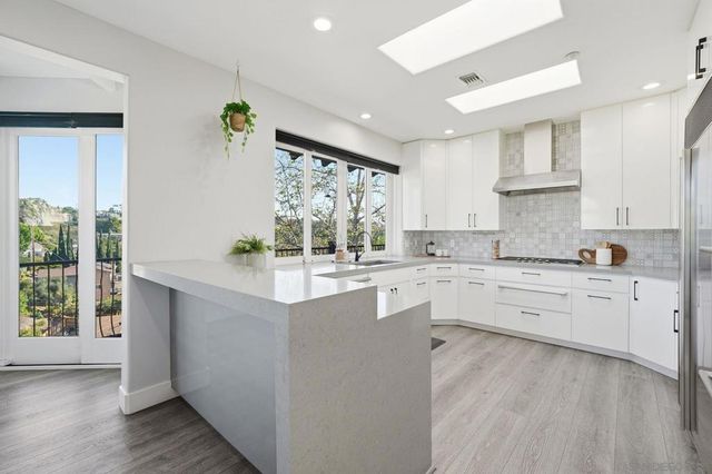 9610 Vista Del Sol, Spring Valley, CA 91977