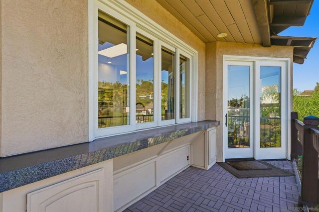 9610 Vista Del Sol, Spring Valley, CA 91977