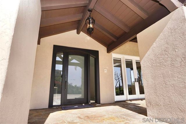 9610 Vista Del Sol, Spring Valley, CA 91977