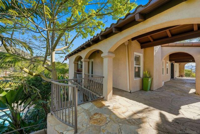 9610 Vista Del Sol, Spring Valley, CA 91977