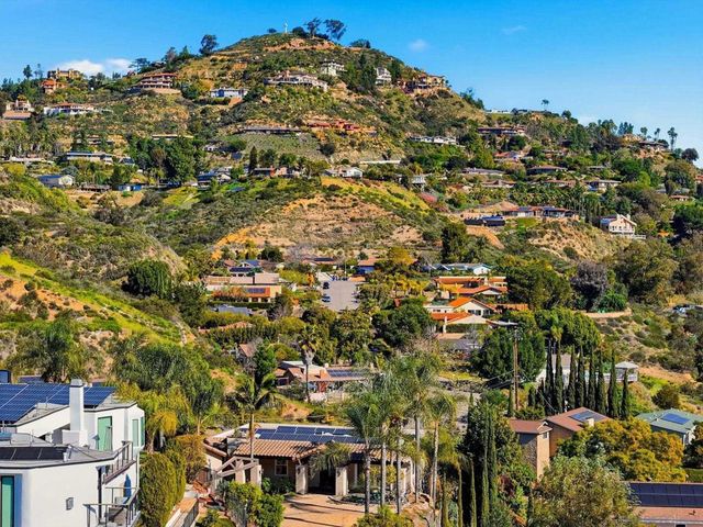 9610 Vista Del Sol, Spring Valley, CA 91977