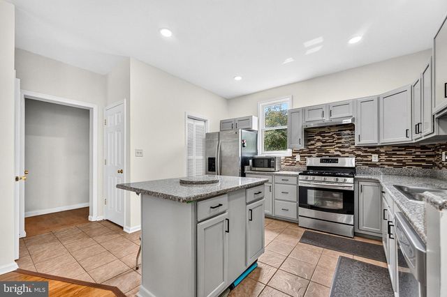 83 FOUNTAYNE LN, Lawrence Township, NJ 08648