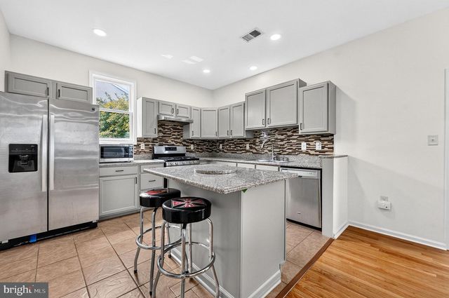 83 FOUNTAYNE LN, Lawrence Township, NJ 08648