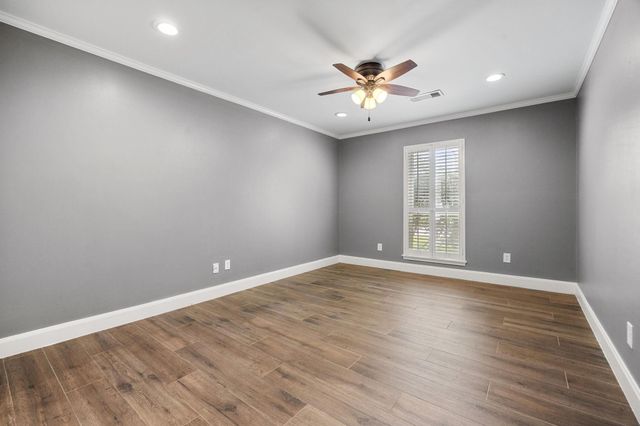 11426 Cold Spring Drive, Houston, TX 77043