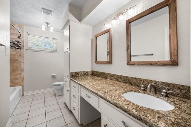 11426 Cold Spring Drive, Houston, TX 77043