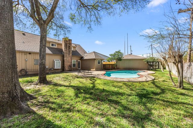 11426 Cold Spring Drive, Houston, TX 77043