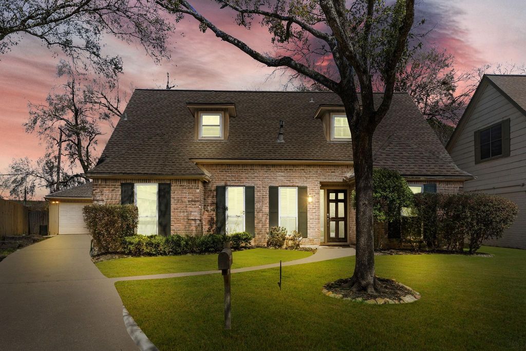 11426 Cold Spring Drive, Houston, TX 77043