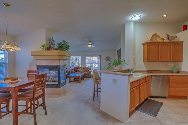 9904 Bradford Place NW, Albuquerque, NM 87114