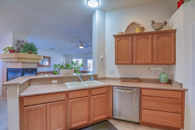 9904 Bradford Place NW, Albuquerque, NM 87114