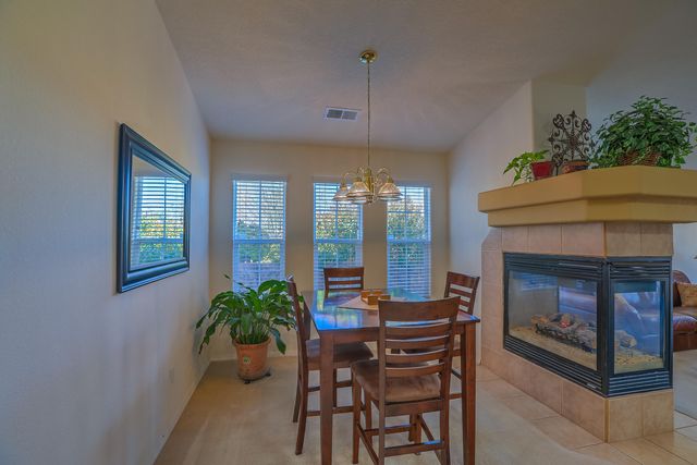 9904 Bradford Place NW, Albuquerque, NM 87114