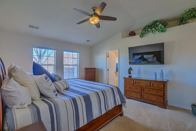 9904 Bradford Place NW, Albuquerque, NM 87114
