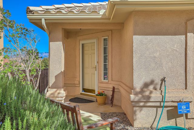 9904 Bradford Place NW, Albuquerque, NM 87114