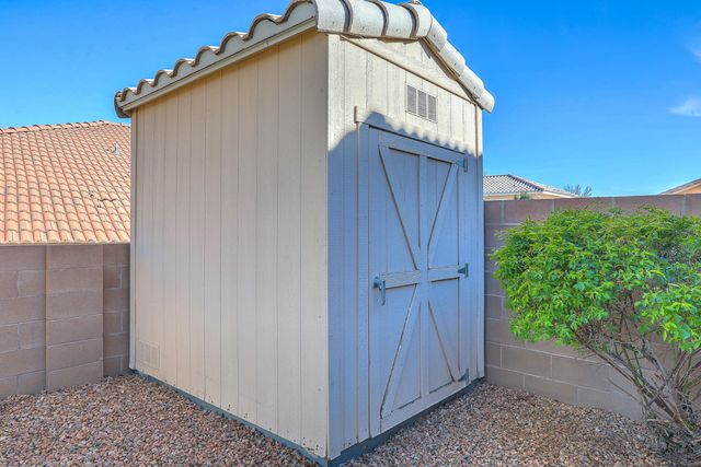 9904 Bradford Place NW, Albuquerque, NM 87114