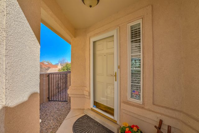 9904 Bradford Place NW, Albuquerque, NM 87114