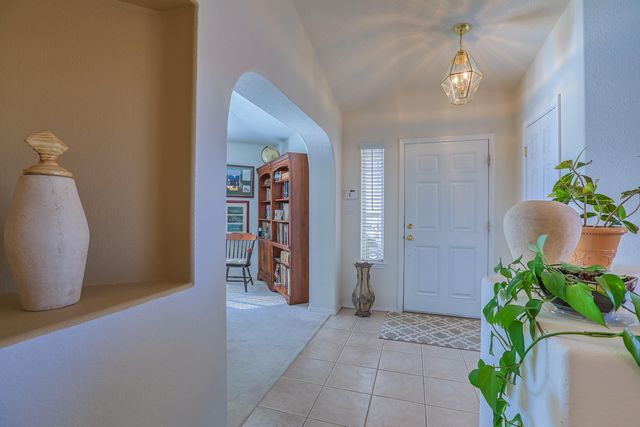 9904 Bradford Place NW, Albuquerque, NM 87114