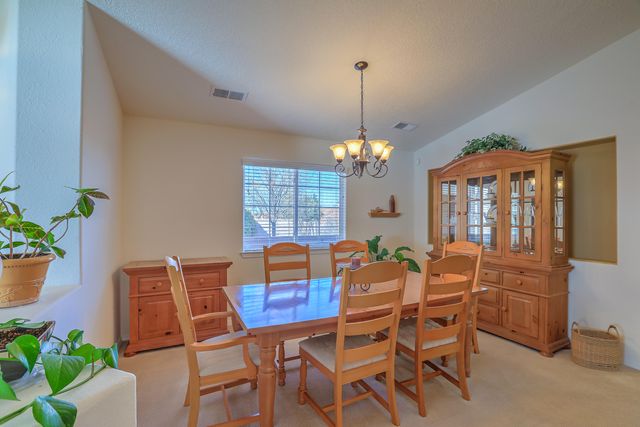 9904 Bradford Place NW, Albuquerque, NM 87114