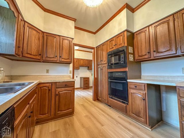 7 Holmes Street, Newport, AR 72112