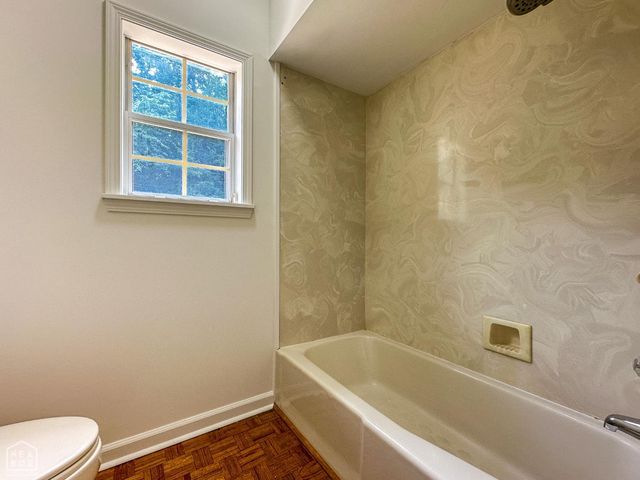 7 Holmes Street, Newport, AR 72112