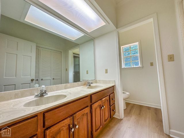7 Holmes Street, Newport, AR 72112