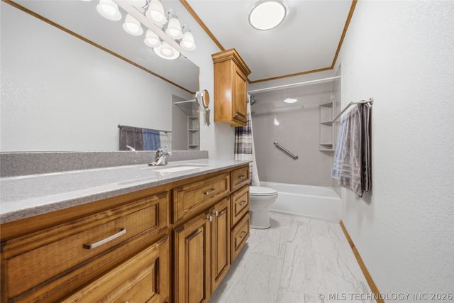 13596 Highway 62, Tahlequah, OK 74464