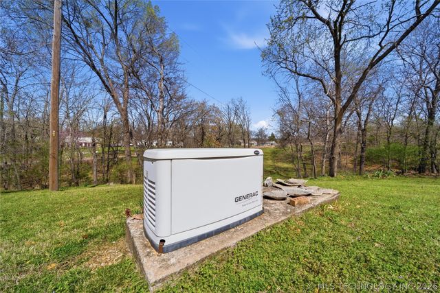 13596 Highway 62, Tahlequah, OK 74464