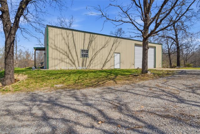 13596 Highway 62, Tahlequah, OK 74464