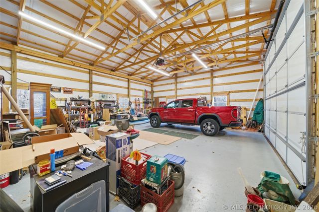 13596 Highway 62, Tahlequah, OK 74464