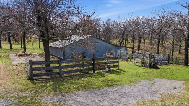 13596 Highway 62, Tahlequah, OK 74464