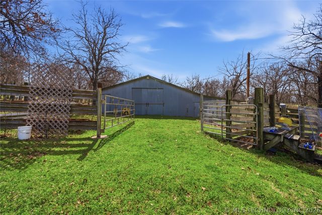 13596 Highway 62, Tahlequah, OK 74464