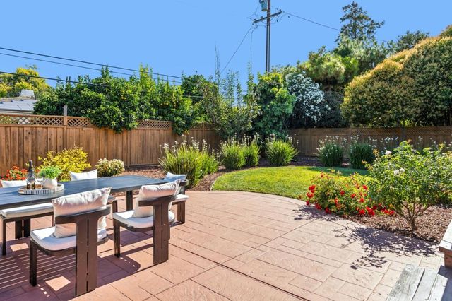 18548 Paseo Tierra, Saratoga, CA 95070