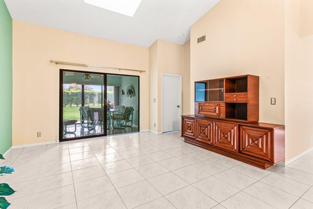 8356 Sunmeadow Lane, Boca Raton, FL 33496