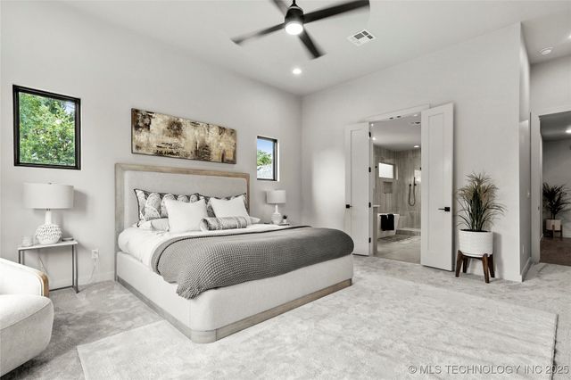 3008 S Boston Court, Tulsa, OK 74114