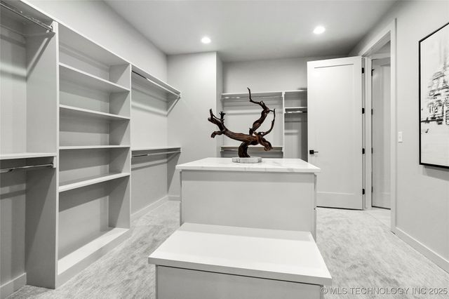 3008 S Boston Court, Tulsa, OK 74114