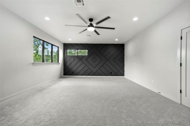 3008 S Boston Court, Tulsa, OK 74114