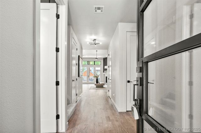 3008 S Boston Court, Tulsa, OK 74114