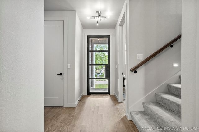 3008 S Boston Court, Tulsa, OK 74114