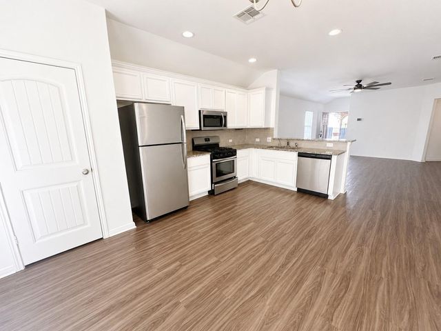 104 Schuster CT, Georgetown, TX 78626