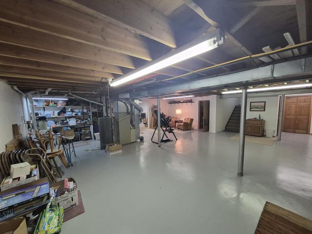 3211 Briar Crest Drive, Janesville, WI 53546