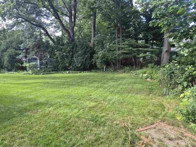 3211 Briar Crest Drive, Janesville, WI 53546