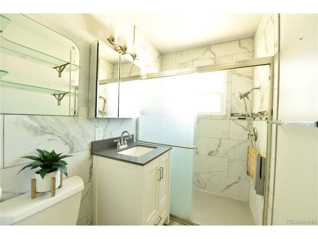 1120 Horseshoe Dr, Pueblo, CO 81001