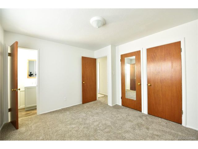 1120 Horseshoe Dr, Pueblo, CO 81001