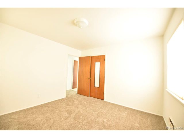 1120 Horseshoe Dr, Pueblo, CO 81001