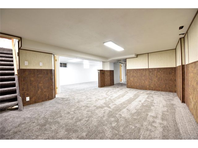 1120 Horseshoe Dr, Pueblo, CO 81001